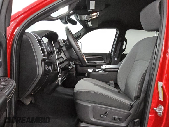2024 Ram 2500 Big Horn with VIN 3C6UR5DJ9RG412716, listed as a Copart auction lot 62608565 with 9,556 mi miles and Clean title. Bid and sale history available at DreamBid. Image 7.