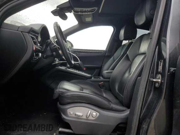 2017 Porsche Macan S with VIN WP1AB2A54HLB11762, listed as a Copart auction lot 49065585 with 54,511 mi miles and Salvage Title. Bid and sale history available at DreamBid. Image 7.