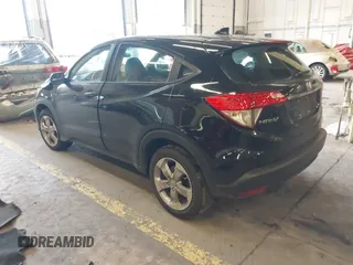 2022 Honda HR-V LX with VIN 3CZRU6H3XNM749450, listed as a IAAI auction lot 41610206 with 37,910 mi miles. Bid and sale history available at carsss.com. Image 3.