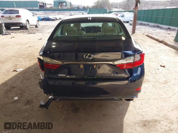 2018 Lexus ES with VIN 58ABK1GG7JU107539, listed as a IAAI auction lot 41762240 with 58,167 mi miles. Bid and sale history available at carsss.com. Image 16.