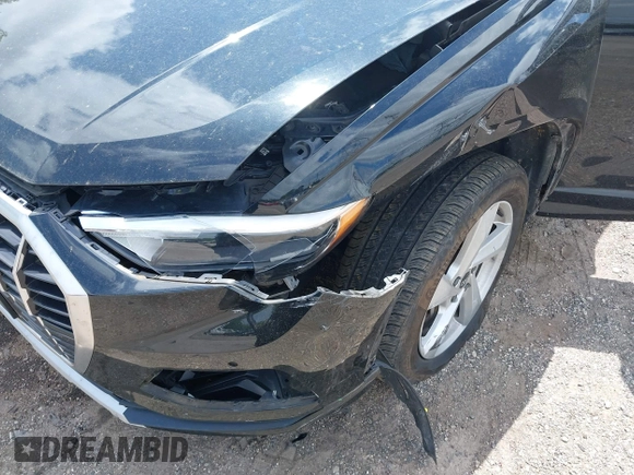 2022 Audi Q3 Premium with VIN WA1AUCF37N1031270, listed as a IAAI auction lot 42297083 with 36,620 mi miles and . Bid and sale history available at DreamBid. Image 6.