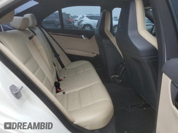 2009 Mercedes-Benz C 63 AMG with VIN WDDGF77X39F284619, listed as a Copart auction lot 61076125 with 108,601 mi miles and Salvage title. Bid and sale history available at DreamBid. Image 10.