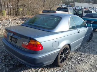 2001 BMW 3 Series 330Ci with VIN WBABS53431JU81675, listed as a IAAI auction lot 41616741 with 183,203 mi miles. Bid and sale history available at carsss.com. Image 4.