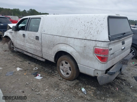2013 Ford F-150 XL with VIN 1FTFW1CF7DFD53126, listed as a IAAI auction lot 41525709 with 136,137 mi miles. Bid and sale history available at carsss.com. Image 3.