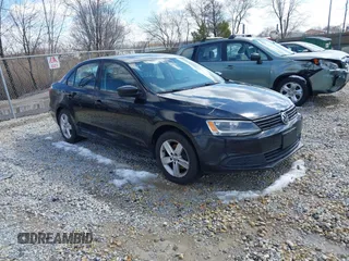 2014 Volkswagen Jetta TDI w/Premium/Nav с VIN 3VWLL7AJ7EM407772, выставлен на аукционе IAAI как лот 41841561 с пробегом 121 939 миль миль и . История ставок и продаж доступна на DreamBid. Изображение 1.