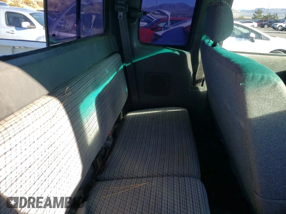 1995 Toyota T100 SR5 with VIN JT4VD12F1S0004904, listed as a Copart auction lot 75796804 with 182,011 mi miles and Salvage Title. Bid and sale history available at DreamBid. Image 10.