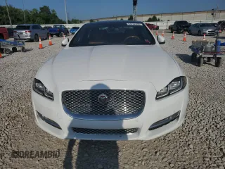 2017 Jaguar XJ Portfolio с VIN SAJWJ2GD3H8W07844, выставлен на аукционе Copart как лот 63762435 с пробегом Не указан миль и Чистый • Clean title. История ставок и продаж доступна на DreamBid. Изображение 5.