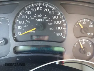 2004 Chevrolet Suburban LT z VIN 3GNFK16T64G278549, wystawiony jako IAAI lot #42569901 z przebiegiem 279 382 mil mil oraz . Historia ofert i sprzedaży dostępna na DreamBid. Obrazek 7.