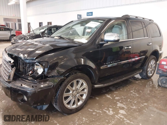 2007 Chrysler Aspen Limited z VIN 1A8HW58247F582768, wystawiony jako IAAI lot #41932016 z przebiegiem 113 268 mil mil oraz . Historia ofert i sprzedaży dostępna na DreamBid. Obrazek 2.