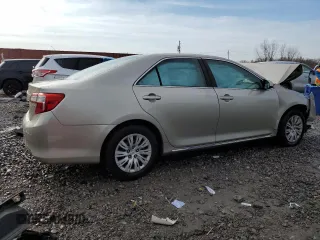 2014 Toyota Camry L with VIN 4T1BF1FK2EU453487, listed as a Copart auction lot 42623715 with 167,836 mi miles and Salvage Title. Bid and sale history available at carsss.com. Image 3.