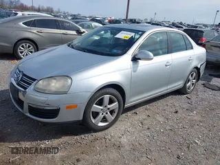 2009 Volkswagen Jetta Sedan SE with VIN 3VWRM71K59M131257, listed as a IAAI auction lot 41921694 with 190,389 mi miles. Bid and sale history available at carsss.com. Image 17.
