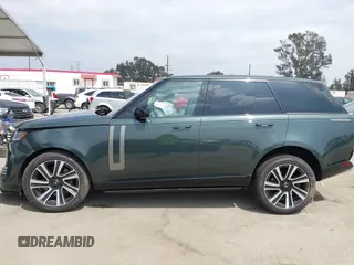 2023 Land Rover Range Rover SE z VIN SALKP9E78PA034845, wystawiony jako IAAI lot #42117773 z przebiegiem 35 052 mil mil oraz . Historia ofert i sprzedaży dostępna na DreamBid. Obrazek 15.