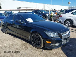 2014 Mercedes-Benz CLS-Class CLS 550 with VIN WDDLJ7DB3EA117402, listed as a IAAI auction lot 41171927 with 146,038 mi miles. Bid and sale history available at carsss.com. Image 1.
