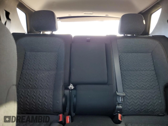 2024 Chevrolet Equinox LT with VIN 3GNAXKEG8RS104153, listed as a Copart auction lot 50540185 with 16,455 mi miles and Non Repairable. Bid and sale history available at DreamBid. Image 10.