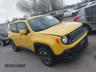 2015 Jeep Renegade Latitude with VIN ZACCJABH0FPB68514, listed as a IAAI auction lot 41904030 with 72,650 mi miles. Bid and sale history available at carsss.com. Image 1.