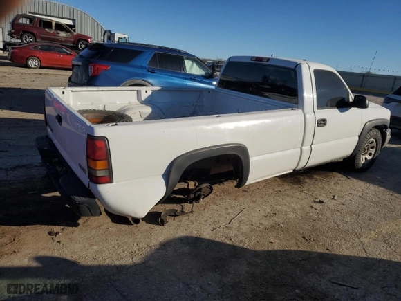 2005 GMC Sierra 1500 Work Truck with VIN 1GTEC14X85Z112641, listed as a Copart auction lot 81829484 with 224,354 mi miles and Salvage Title. Bid and sale history available at carsss.com. Image 3.
