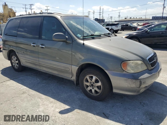 2005 Kia Sedona LX with VIN KNDUP132956661322, listed as a Copart auction lot 71431874 with 101,875 mi miles and Salvage Title. Bid and sale history available at carsss.com. Image 4.