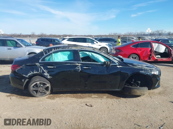2022 Mercedes-Benz A 220 with VIN W1K3G4FB4NJ333267, listed as a IAAI auction lot 41327845 with Not Provided miles and . Bid and sale history available at DreamBid. Image 13.