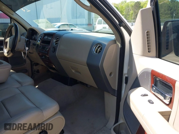 2008 Ford F-150 XLT with VIN 1FTPW12V58FB69399, listed as a IAAI auction lot 41994088 with 198,620 mi miles and . Bid and sale history available at DreamBid. Image 5.
