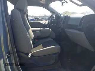 2019 Ford F-150 XL z VIN 1FTMF1CB1KKD81741, wystawiony jako IAAI lot #41783806 z przebiegiem 46 978 mil mil oraz . Historia ofert i sprzedaży dostępna na DreamBid. Obrazek 5.