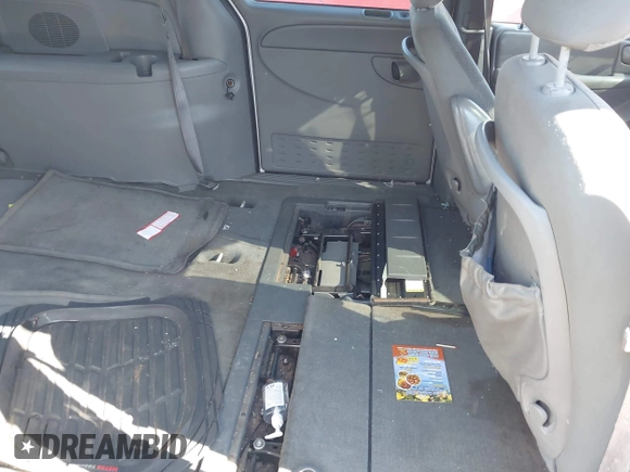 2005 Dodge Caravan SXT with VIN 2D4GP44L75R167901, listed as a IAAI auction lot 42314293 with Not provided miles and . Bid and sale history available at DreamBid. Image 8.