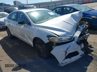 2013 Ford Fusion Titanium with VIN 3FA6P0K9XDR102242, listed as a IAAI auction lot 41850893 with 161,186 mi miles. Bid and sale history available at carsss.com. Image 1.
