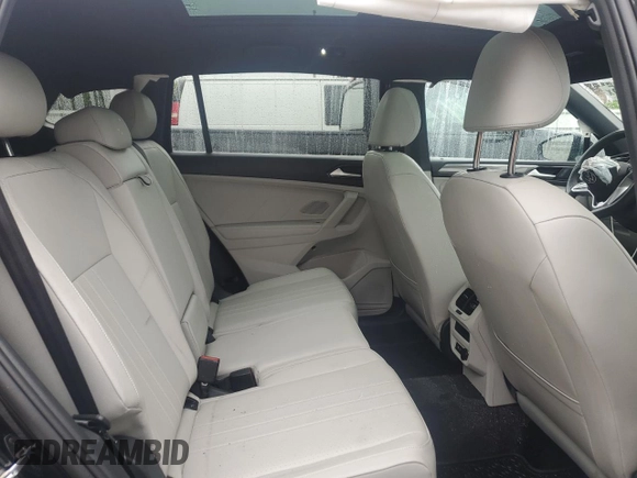 2024 Volkswagen Tiguan SE R-Line Black with VIN 3VV8B7AXXRM124760, listed as a Copart auction lot 59147895 with 9,261 mi miles and Salvage title. Bid and sale history available at DreamBid. Image 11.