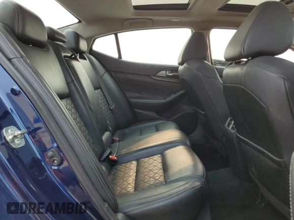 2017 Nissan Maxima Platinum with VIN 1N4AA6AP8HC442914, listed as a Copart auction lot 59187135 with 134,660 mi miles and Salvage title. Bid and sale history available at DreamBid. Image 10.
