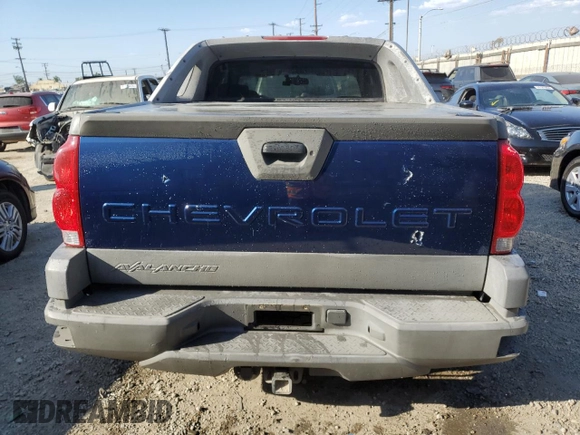 2002 Chevrolet Avalanche with VIN 3GNEC13T02G128530, listed as a Copart auction lot 74016064 with 290,258 mi miles and Salvage Title. Bid and sale history available at DreamBid. Image 6.