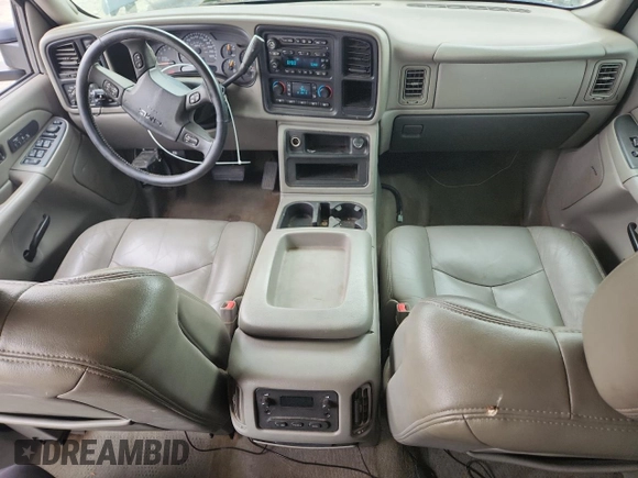 2005 GMC Sierra 2500HD SLE z VIN 1GTHK23U35F816096, wystawiony jako Copart lot #60911045 z przebiegiem 155 164 mil mil oraz Czysty tytuł • Clean title. Historia ofert i sprzedaży dostępna na DreamBid. Obrazek 8.