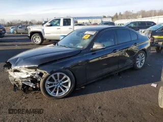 2018 BMW 3 Series 320i xDrive with VIN WBA8A3C51JA488330, listed as a Copart auction lot 42723395 with 0 mi miles and Salvage Title. Bid and sale history available at carsss.com. Image 1.