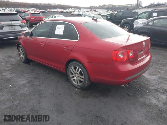 2006 Volkswagen Jetta 2.5L z VIN 3VWSF71KX6M681223, wystawiony jako IAAI lot #41645643 z przebiegiem 72 631 mil mil oraz . Historia ofert i sprzedaży dostępna na DreamBid. Obrazek 3.