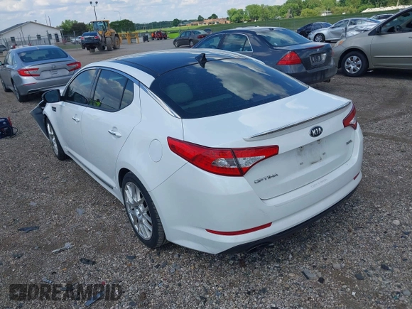 2013 Kia Optima SX z VIN 5XXGR4A61DG218483, wystawiony jako IAAI lot #42274879 z przebiegiem 108 434 mil mil oraz . Historia ofert i sprzedaży dostępna na DreamBid. Obrazek 3.