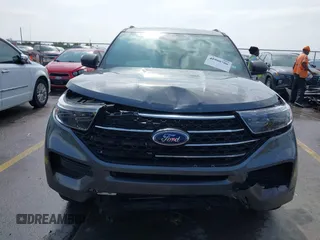 2022 Ford Explorer XLT with VIN 1FMSK8DH3NGC02519, listed as a IAAI auction lot 41900706 with 28,840 mi miles. Bid and sale history available at carsss.com. Image 6.