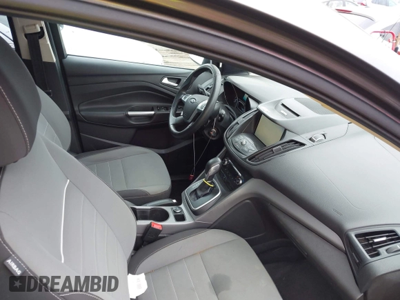 2014 Ford Escape SE with VIN 1FMCU9GX8EUA65568, listed as a IAAI auction lot 42435114 with 128,278 mi miles and . Bid and sale history available at DreamBid. Image 5.