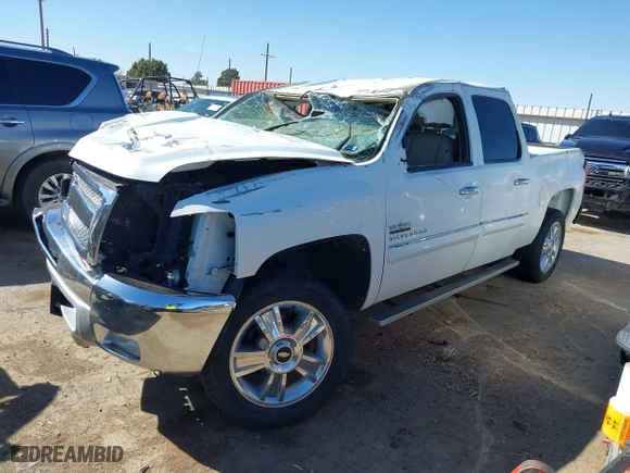 2012 Chevrolet Silverado 1500 LT with VIN 3GCPCSE01CG114504, listed as a IAAI auction lot 41850195 with 165,930 mi miles. Bid and sale history available at carsss.com. Image 2.