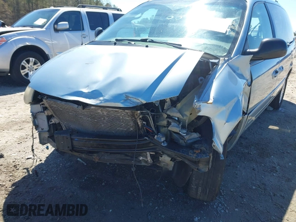 2005 Chrysler Town & Country Touring with VIN 2C4GP54L05R284612, listed as a IAAI auction lot 41839207 with 162,175 mi miles and . Bid and sale history available at DreamBid. Image 6.