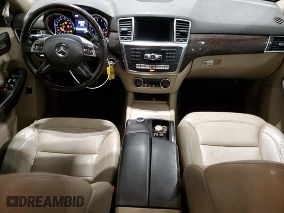 2013 Mercedes-Benz M 350 with VIN 4JGDA5JB1DA188888, listed as a Copart auction lot 48351025 with 210,478 mi miles and Salvage Title. Bid and sale history available at DreamBid. Image 8.