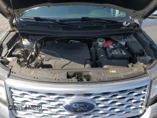 2017 Ford Explorer Platinum z VIN 1FM5K8HT9HGD05220, wystawiony jako Copart lot #60704795 z przebiegiem 59 128 mil mil oraz Szkoda całkowita • Salvage title. Historia ofert i sprzedaży dostępna na DreamBid. Obrazek 12.
