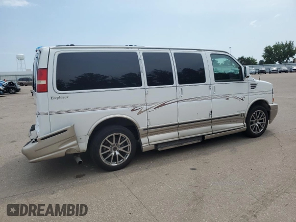 2013 GMC Savana Cargo Van YF7 Upfitter with VIN 1GDS7DC41D1104230, listed as a Copart auction lot 64390224 with 88,421 mi miles and Salvage Title. Bid and sale history available at carsss.com. Image 3.