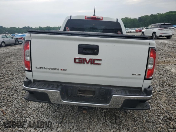 2017 GMC Canyon 2WD SLE z VIN 1GTG5CEN1H1303543, wystawiony jako Copart lot #55389985 z przebiegiem 82 430 mil mil oraz Szkoda całkowita • Salvage title. Historia ofert i sprzedaży dostępna na DreamBid. Obrazek 6.