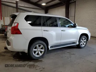2010 Lexus GX 460 with VIN JTJBM7FX1A5006711, listed as a Copart auction lot 54910325 with 198,338 mi miles and Clean Title. Bid and sale history available at DreamBid. Image 3.