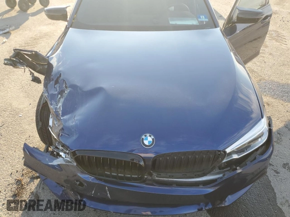 2020 BMW 5 Series M550i xDrive z VIN WBAJS7C06LBN95994, wystawiony jako Copart lot #47009075 z przebiegiem Nie podano mil oraz Szkoda całkowita • Salvage title. Historia ofert i sprzedaży dostępna na DreamBid. Obrazek 12.