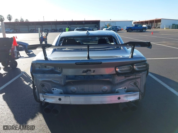 2019 Chevrolet Camaro ZL1 with VIN 1G1FK1R62K0145313, listed as a IAAI auction lot 41493517 with 42,467 mi miles. Bid and sale history available at carsss.com. Image 17.