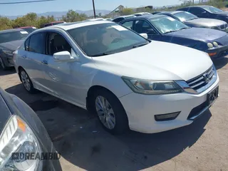 2015 Honda Accord EX-L с VIN 1HGCR2F83FA012630, выставлен на аукционе IAAI как лот 42359644 с пробегом 126 318 миль миль и . История ставок и продаж доступна на DreamBid. Изображение 1.