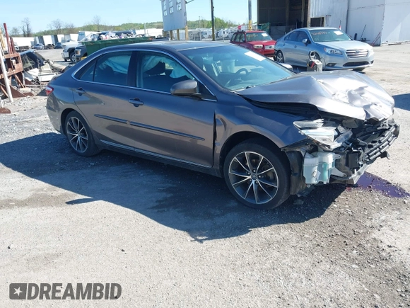 2017 Toyota Camry XLE z VIN 4T1BF1FK6HU307775, wystawiony jako IAAI lot #42123374 z przebiegiem 53 183 mil mil oraz . Historia ofert i sprzedaży dostępna na DreamBid. Obrazek 1.