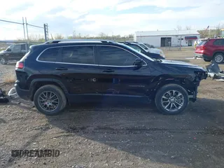 2019 Jeep Cherokee Latitude Plus with VIN 1C4PJMLB9KD245505, listed as a IAAI auction lot 42153262 with 103,248 mi miles and . Bid and sale history available at DreamBid. Image 14.