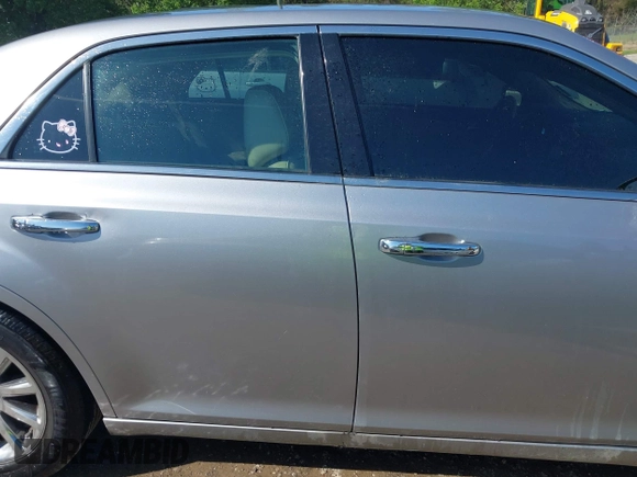 2013 Chrysler 300 C with VIN 2C3CCAEG7DH727559, listed as a IAAI auction lot 41990806 with 201,182 mi miles and . Bid and sale history available at DreamBid. Image 13.