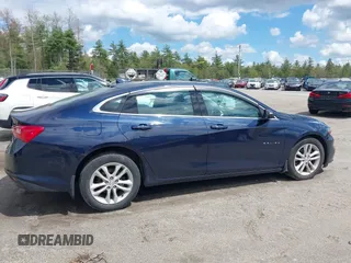 2018 Chevrolet Malibu LT z VIN 1G1ZD5ST3JF181523, wystawiony jako IAAI lot #42192338 z przebiegiem 71 376 mil mil oraz . Historia ofert i sprzedaży dostępna na DreamBid. Obrazek 14.