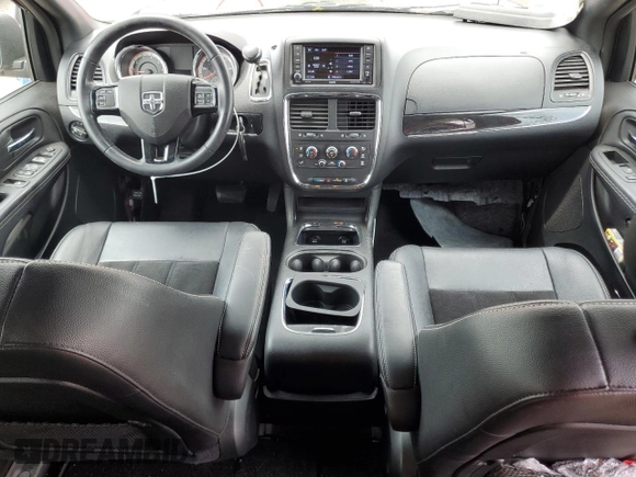 2018 Dodge Grand Caravan SXT z VIN 2C4RDGCG9JR138169, wystawiony jako Copart lot #55029105 z przebiegiem 52 782 mil mil oraz Szkoda całkowita • Salvage title. Historia ofert i sprzedaży dostępna na DreamBid. Obrazek 8.